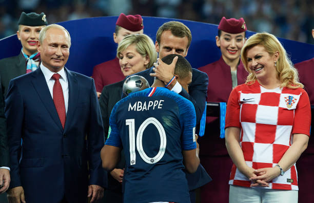 并即将重返 并即将重返